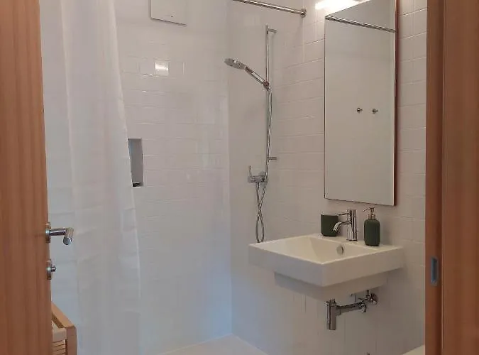 Apartma Hisa 6 アパート *